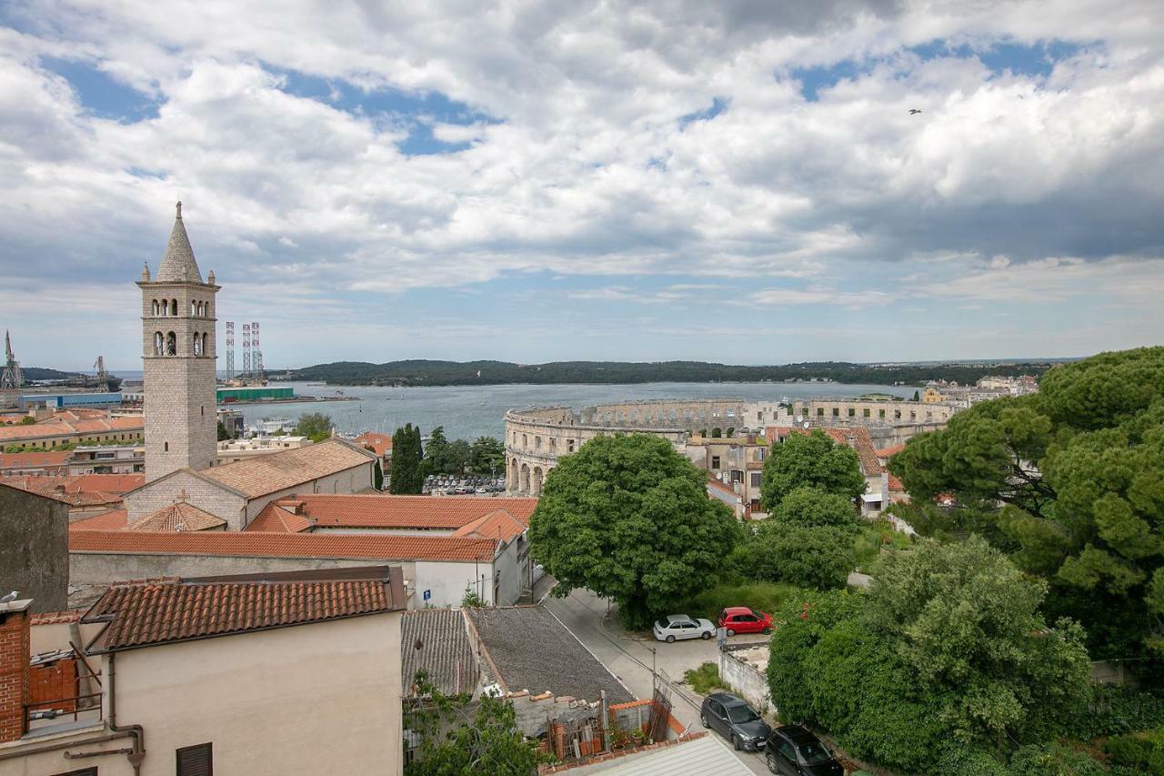Apartman Bjork Πούλα Εξωτερικό φωτογραφία